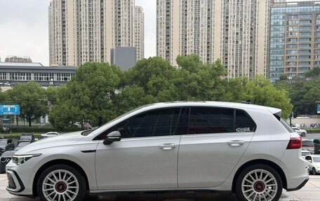 Volkswagen Golf VIII, 2023 год, 1 760 999 рублей, 3 фотография