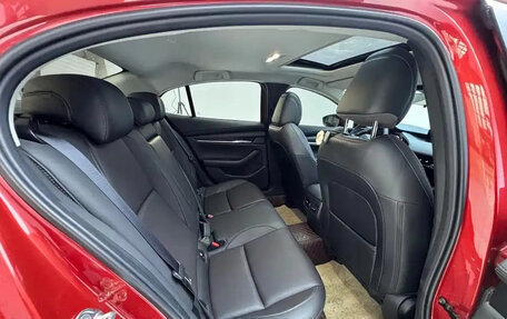 Mazda 3, 2024 год, 1 462 000 рублей, 18 фотография
