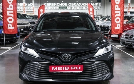 Toyota Camry, 2021 год, 3 150 000 рублей, 4 фотография