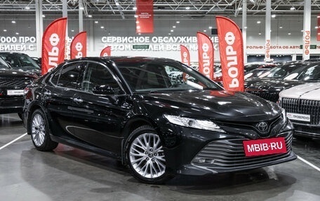 Toyota Camry, 2021 год, 3 150 000 рублей, 6 фотография
