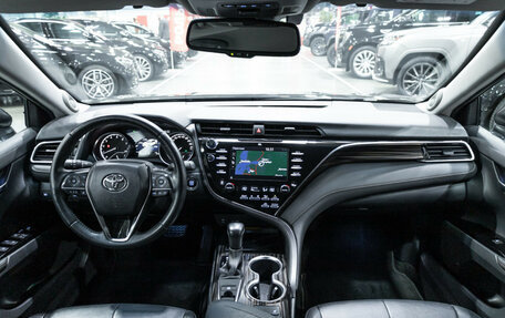 Toyota Camry, 2021 год, 3 150 000 рублей, 20 фотография