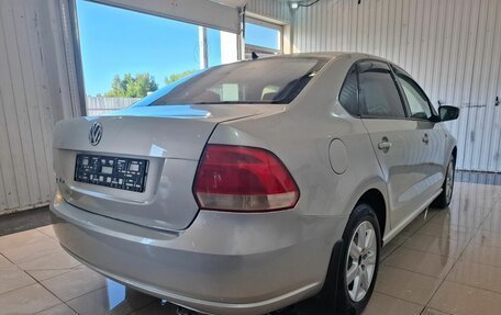 Volkswagen Polo VI (EU Market), 2012 год, 745 000 рублей, 3 фотография
