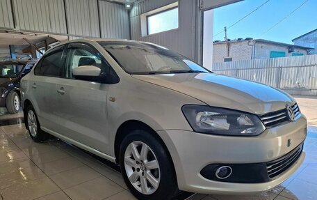 Volkswagen Polo VI (EU Market), 2012 год, 745 000 рублей, 2 фотография