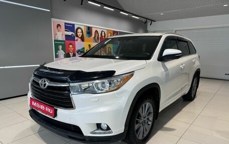 Toyota Highlander III, 2014 год, 2 549 000 рублей, 1 фотография