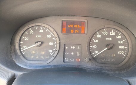 Renault Logan I, 2010 год, 220 000 рублей, 6 фотография
