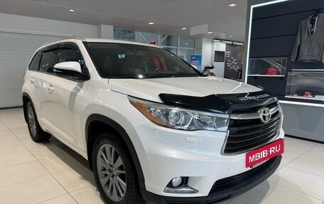 Toyota Highlander III, 2014 год, 2 549 000 рублей, 3 фотография