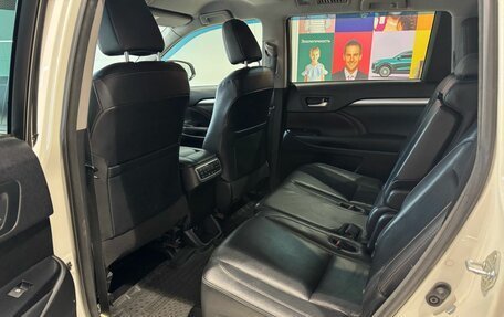 Toyota Highlander III, 2014 год, 2 549 000 рублей, 13 фотография