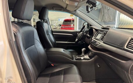 Toyota Highlander III, 2014 год, 2 549 000 рублей, 23 фотография