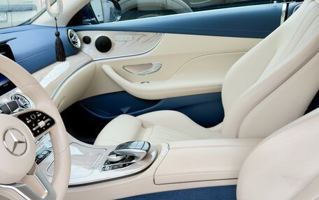 Mercedes-Benz E-Класс, 2019 год, 4 200 000 рублей, 7 фотография