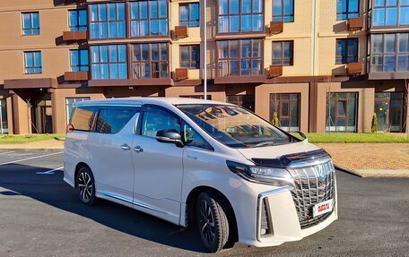Toyota Alphard III, 2018 год, 4 200 000 рублей, 2 фотография
