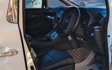 Toyota Alphard III, 2018 год, 4 200 000 рублей, 12 фотография
