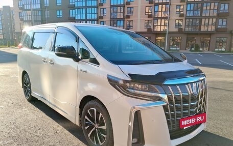 Toyota Alphard III, 2018 год, 4 200 000 рублей, 8 фотография
