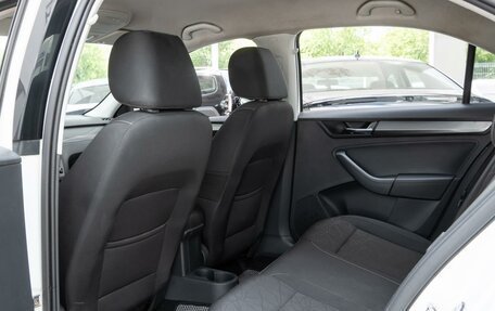 Skoda Rapid I, 2018 год, 1 240 000 рублей, 13 фотография