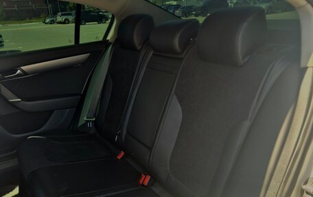 Volkswagen Passat B7, 2013 год, 1 150 000 рублей, 13 фотография