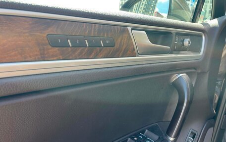 Volkswagen Touareg III, 2015 год, 2 100 000 рублей, 15 фотография