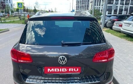 Volkswagen Touareg III, 2015 год, 2 100 000 рублей, 7 фотография
