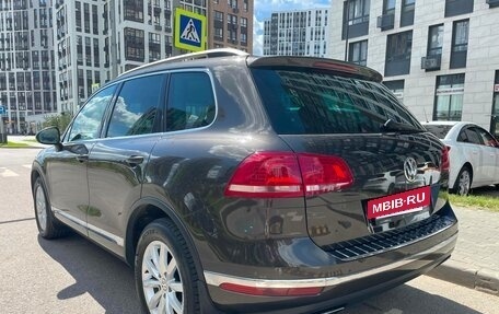 Volkswagen Touareg III, 2015 год, 2 100 000 рублей, 8 фотография
