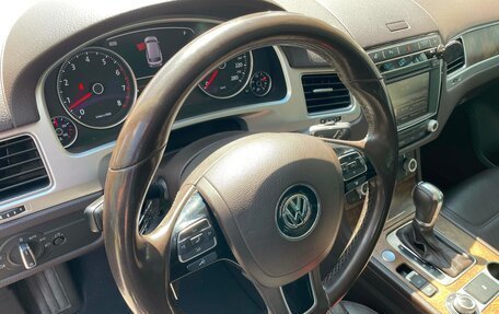 Volkswagen Touareg III, 2015 год, 2 100 000 рублей, 20 фотография