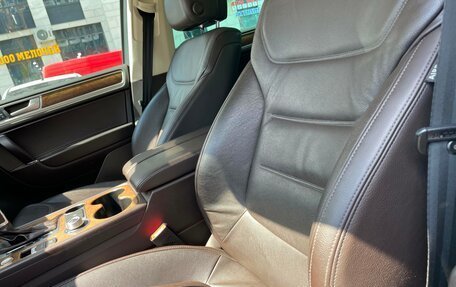 Volkswagen Touareg III, 2015 год, 2 100 000 рублей, 22 фотография