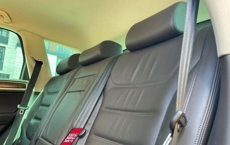 Volkswagen Touareg III, 2015 год, 2 100 000 рублей, 28 фотография