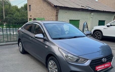 Hyundai Solaris II рестайлинг, 2018 год, 1 455 555 рублей, 4 фотография