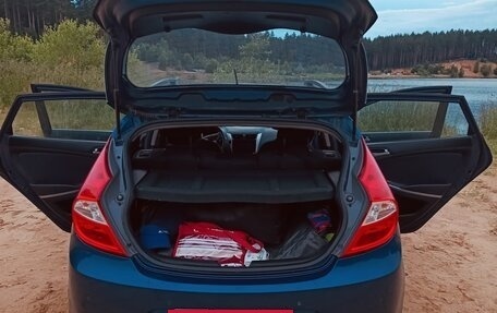 Hyundai Solaris II рестайлинг, 2015 год, 930 000 рублей, 5 фотография