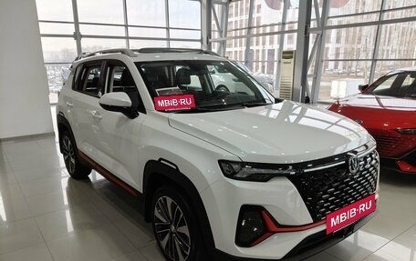 Changan CS35 Plus, 2024 год, 2 709 900 рублей, 2 фотография