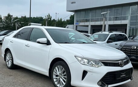 Toyota Camry, 2015 год, 1 850 000 рублей, 4 фотография