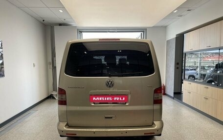 Volkswagen Caravelle T5, 2008 год, 900 000 рублей, 5 фотография