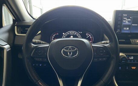 Toyota RAV4, 2021 год, 3 790 000 рублей, 11 фотография