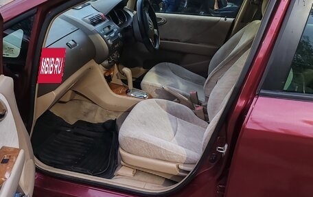 Honda Fit Aria, 2005 год, 358 000 рублей, 6 фотография