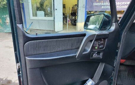 Mercedes-Benz G-Класс W463 рестайлинг _ii, 2003 год, 2 300 000 рублей, 13 фотография
