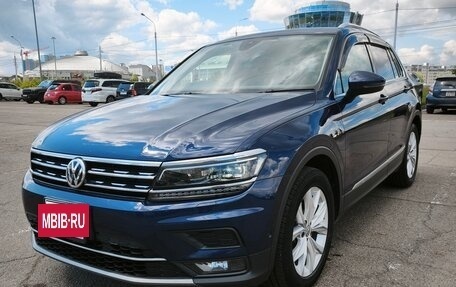 Volkswagen Tiguan II, 2019 год, 2 150 000 рублей, 3 фотография