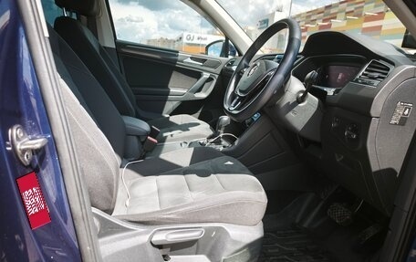 Volkswagen Tiguan II, 2019 год, 2 150 000 рублей, 14 фотография