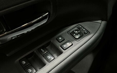 Mitsubishi Outlander III рестайлинг 3, 2018 год, 1 490 000 рублей, 19 фотография