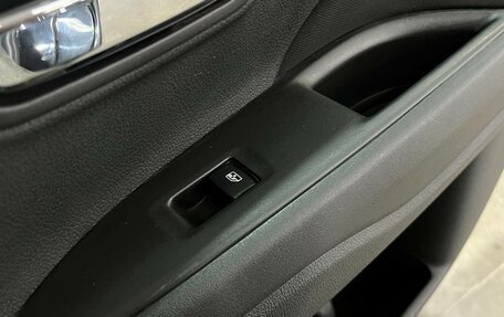 Mitsubishi Outlander III рестайлинг 3, 2018 год, 1 490 000 рублей, 21 фотография