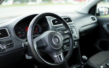 Volkswagen Polo VI (EU Market), 2012 год, 750 000 рублей, 9 фотография