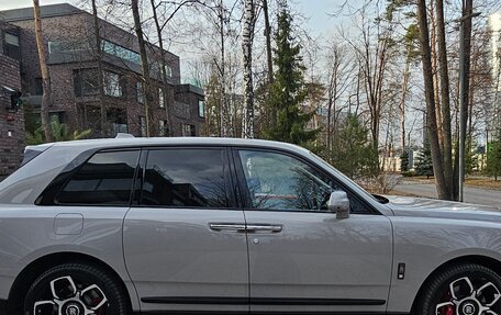 Rolls-Royce Cullinan, 2021 год, 31 000 000 рублей, 5 фотография