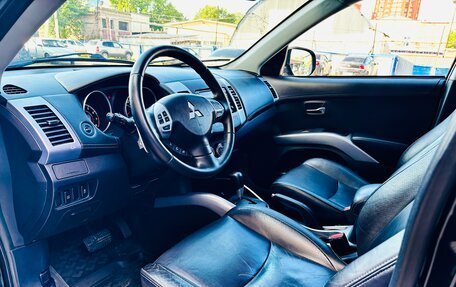 Mitsubishi Outlander III рестайлинг 3, 2011 год, 1 149 000 рублей, 8 фотография