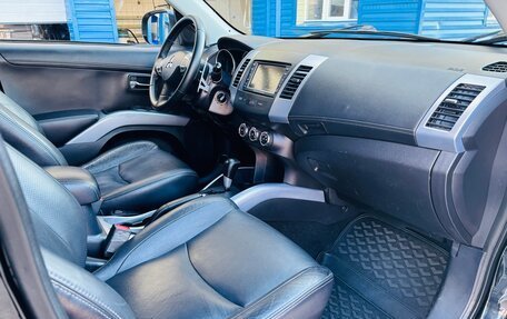 Mitsubishi Outlander III рестайлинг 3, 2011 год, 1 149 000 рублей, 18 фотография