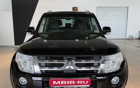 Mitsubishi Pajero IV, 2013 год, 2 990 000 рублей, 2 фотография