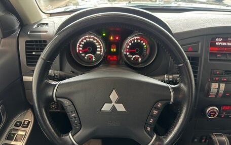 Mitsubishi Pajero IV, 2013 год, 2 990 000 рублей, 20 фотография
