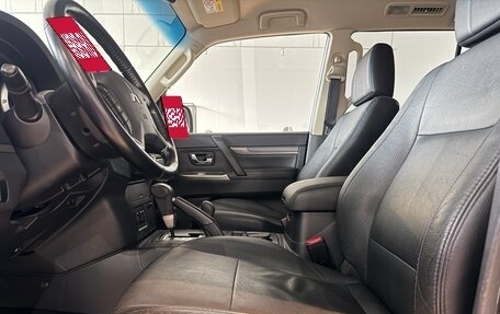 Mitsubishi Pajero IV, 2013 год, 2 990 000 рублей, 14 фотография