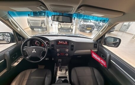 Mitsubishi Pajero IV, 2013 год, 2 990 000 рублей, 19 фотография