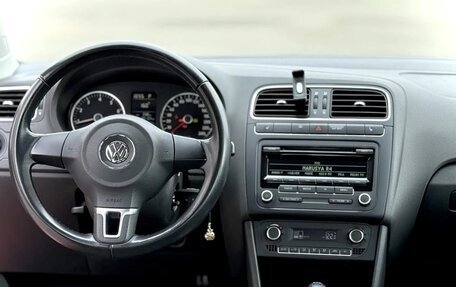 Volkswagen Polo VI (EU Market), 2011 год, 799 999 рублей, 11 фотография