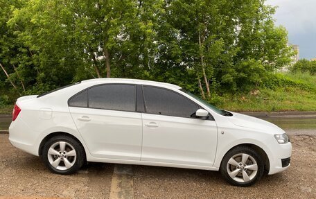 Skoda Rapid I, 2014 год, 1 000 000 рублей, 3 фотография