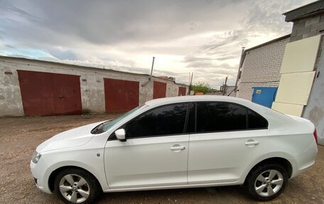 Skoda Rapid I, 2014 год, 1 000 000 рублей, 5 фотография