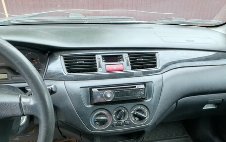 Mitsubishi Lancer IX, 2003 год, 199 999 рублей, 5 фотография