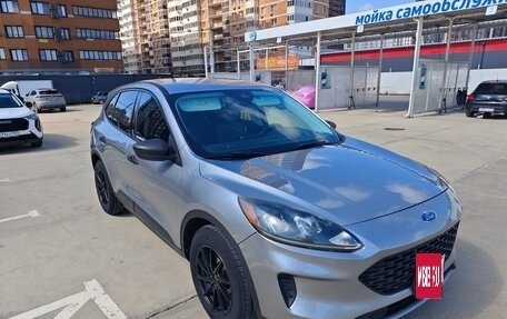Ford Escape, 2021 год, 1 850 000 рублей, 3 фотография