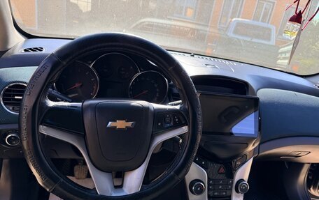 Chevrolet Cruze II, 2011 год, 750 000 рублей, 8 фотография